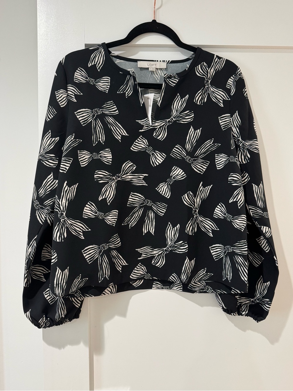 LOFT Black Bow-Print Split-Neck Long Sleeve Blouse